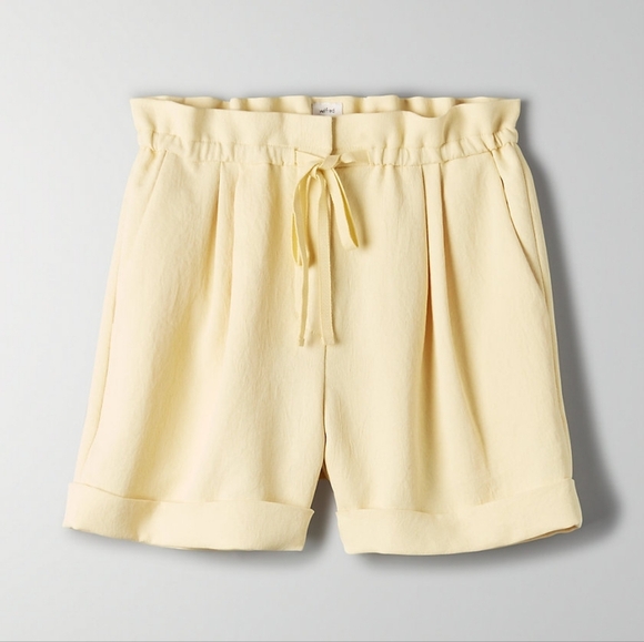 Wilfred Yellow Lucienne Short - Picture 2 of 10